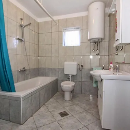 With Parking Space Kampor, Rab - 17873 Apartmán