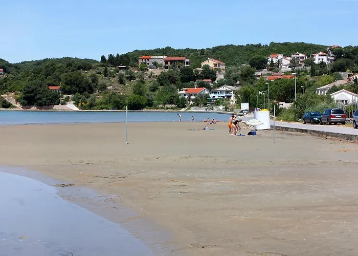 Διαμέρισμα With Parking Space Kampor, Rab - 17873 *