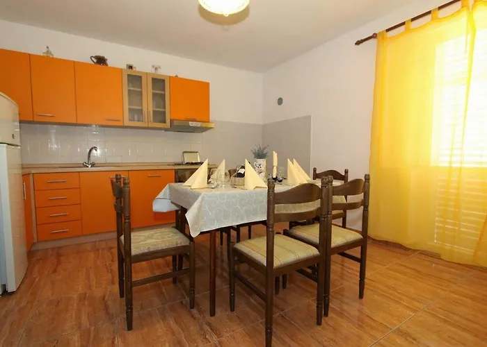 With Parking Space Kampor, Rab - 17873 Daire